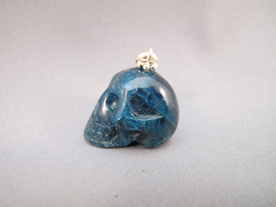 Goldstone Crystal Skull Pendant 